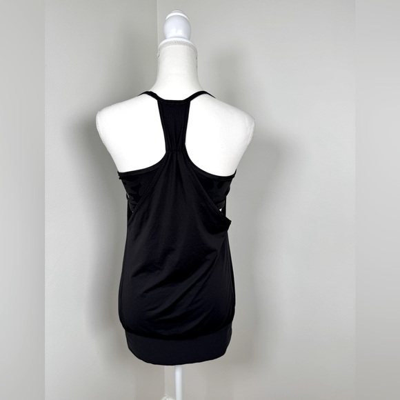 Lululemon Women’s No Limit Tank Top with Built in Bra Black/Black Camo Size 8 - Picture 5 of 10
